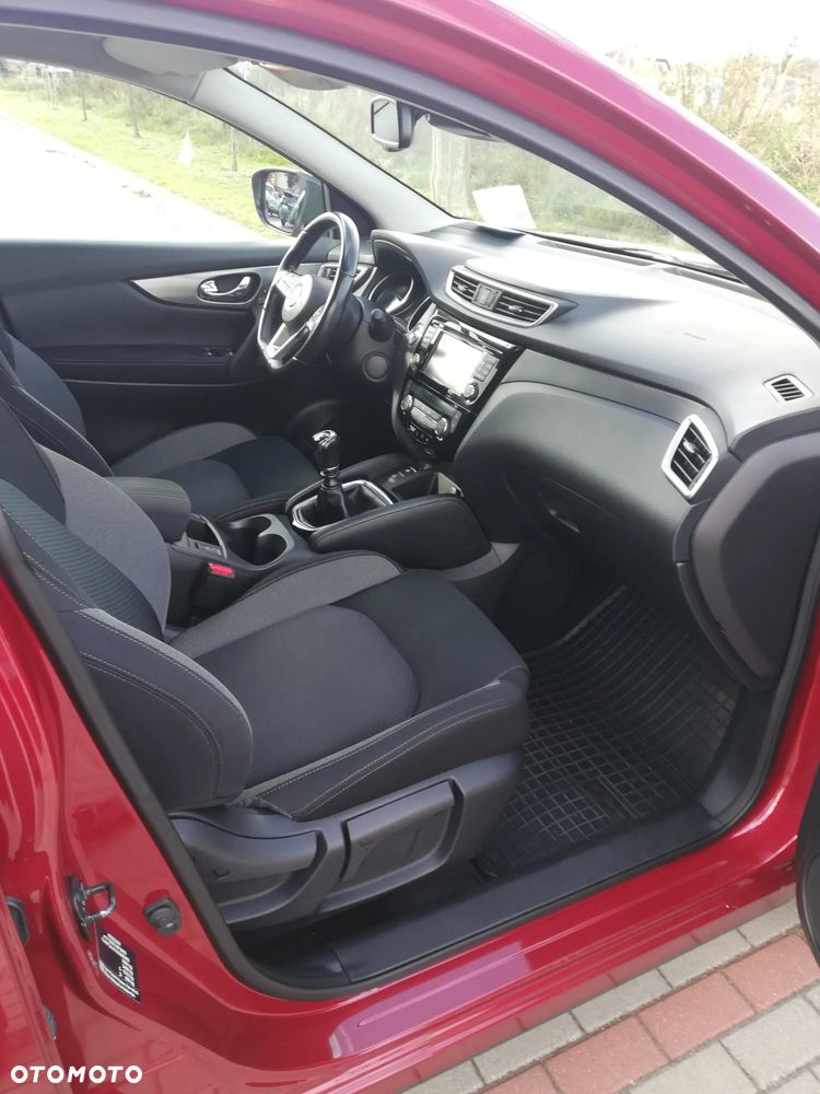Nissan Qashqai 1.6 DIG-T N-Connecta - 9