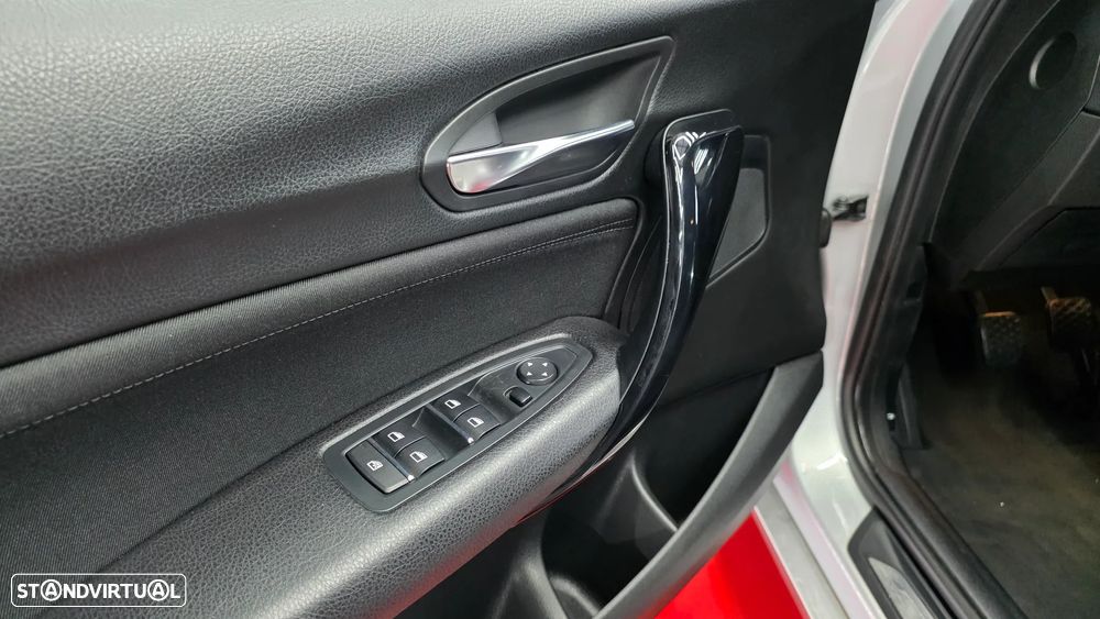 BMW 116 d Line Sport Auto - 9