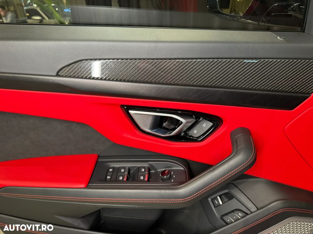 Lamborghini URUS - 18