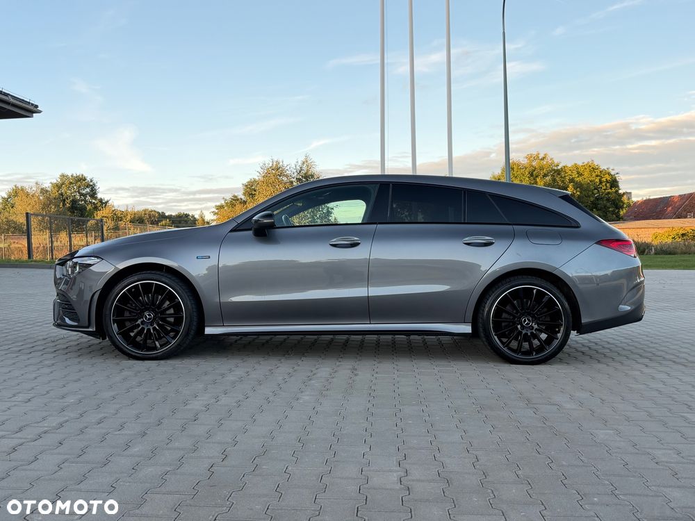Mercedes-Benz CLA 250 e 8G-DCT AMG Line Advanced Plus - 16
