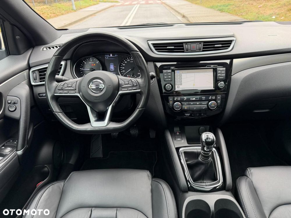 Nissan Qashqai 1.6 DCi Tekna+ - 17