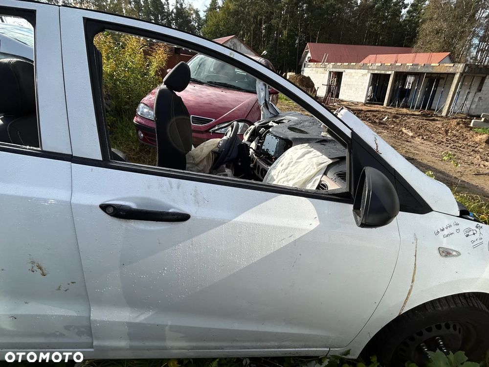 HYUNDAI I10 II DRZWI PRAWY PRZÓD - 1