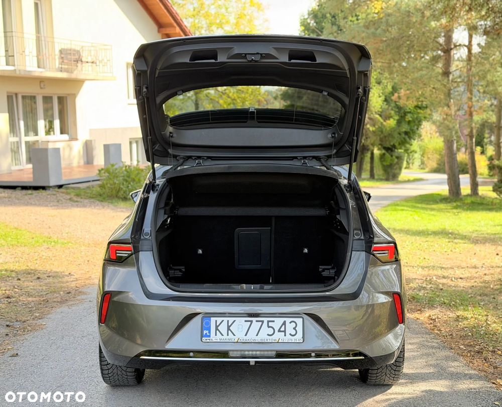 Opel Astra 1.2 T Elegance S&S - 35