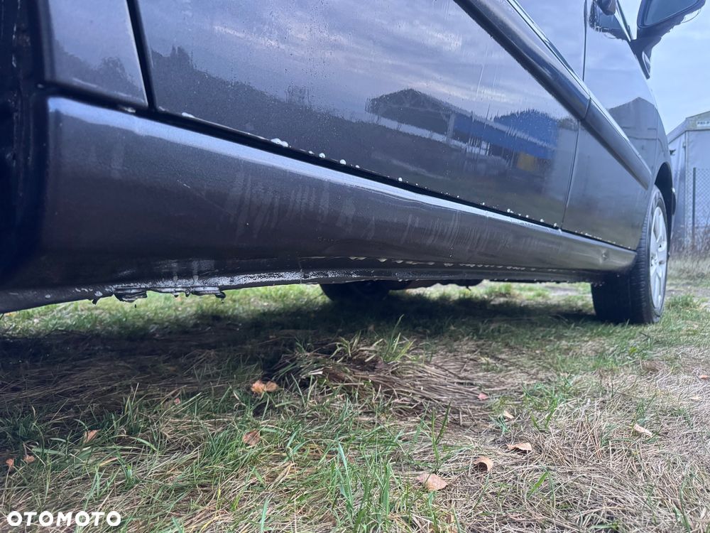 Citroën C8 2.0 16V Confort - 27