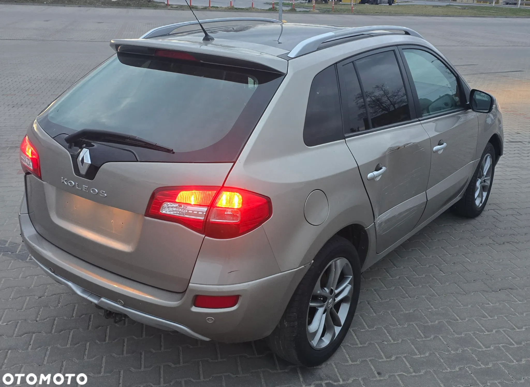 Renault Koleos 2.0 dCi FAP 4x2 Dynamique - 27