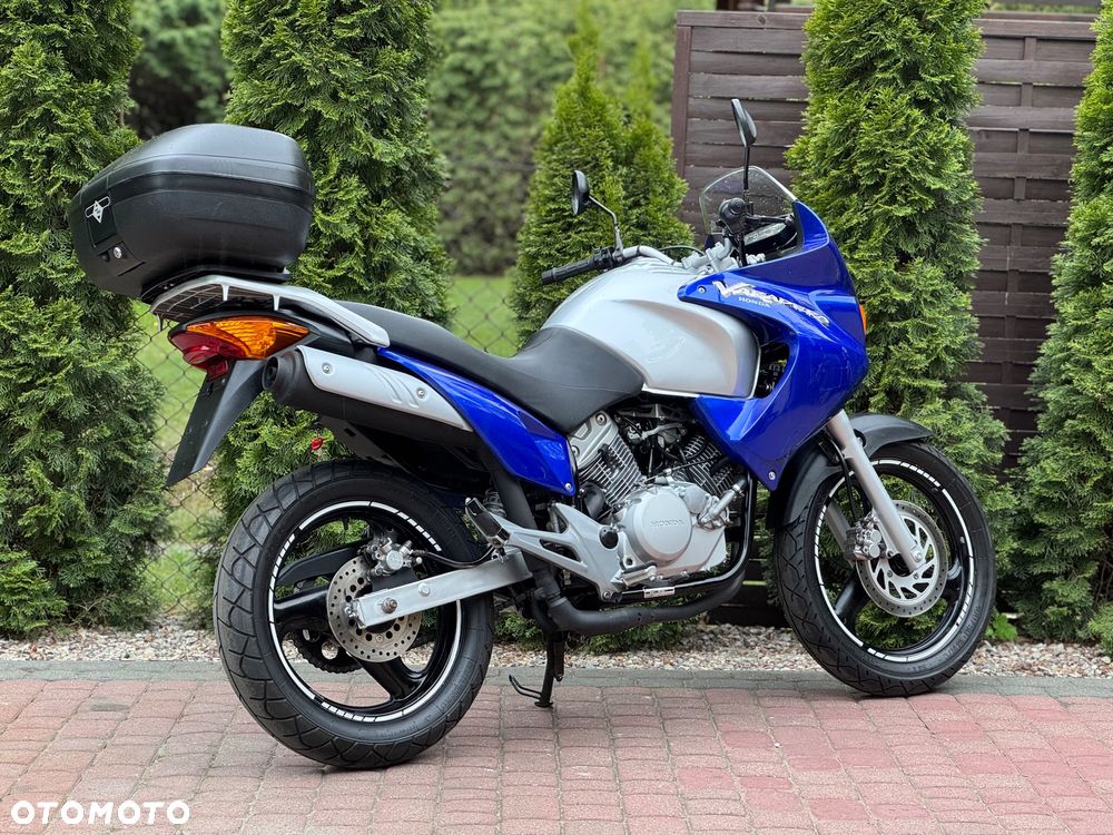 Honda XL - 4
