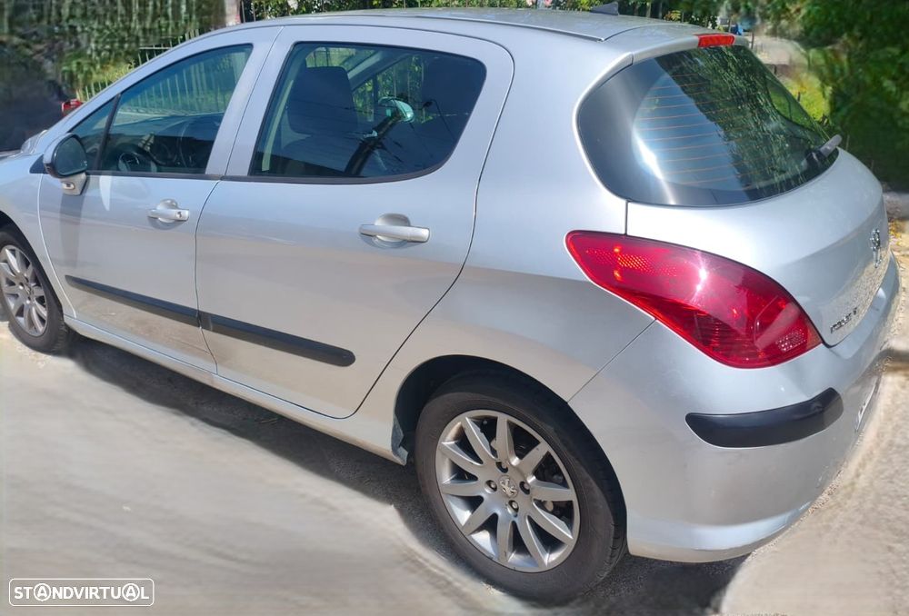 Peugeot 308 1.6 HDi Executive - 9