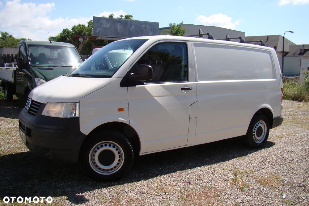 Volkswagen Transporter - 2