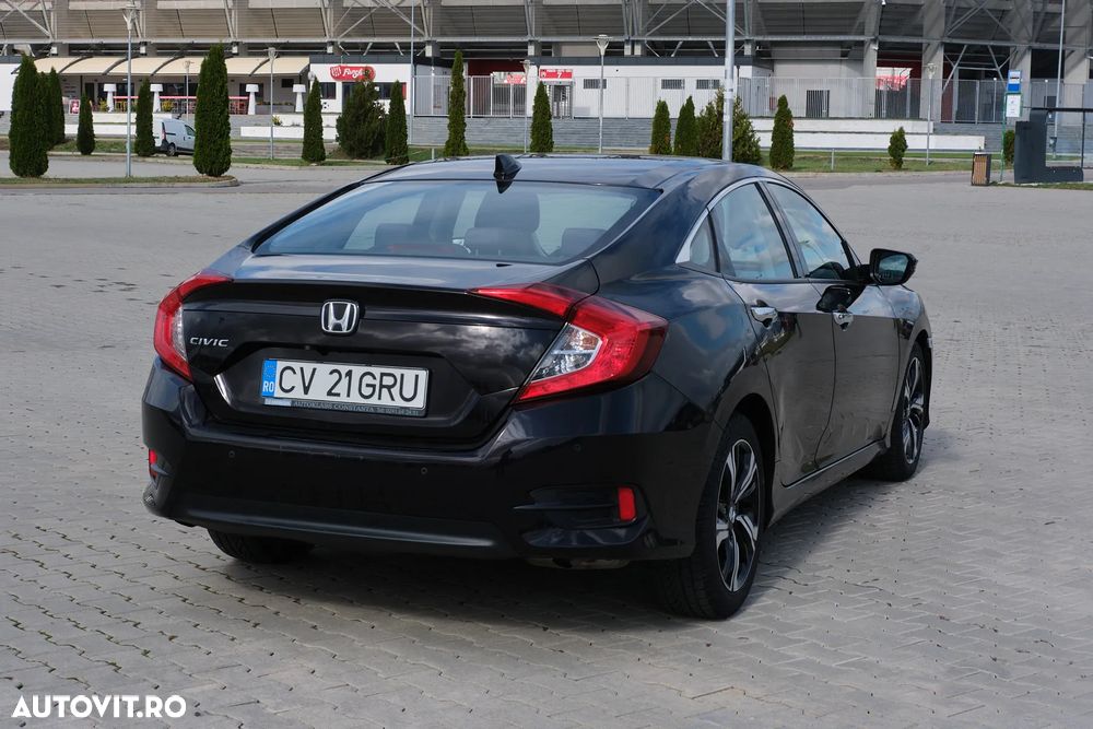 Honda Civic 1.5 VTEC Turbo CVT Prestige - 24