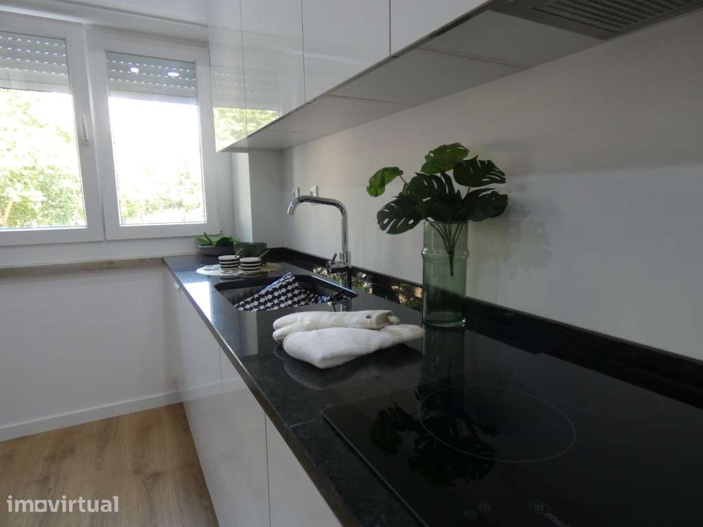 Apartamento T3 Renovado em Benfica | Excelente Localização | - Grande imagem: 5/31