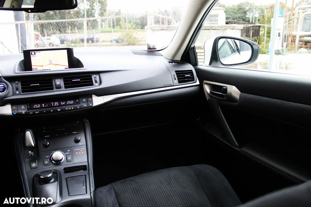 Lexus CT 200h Executive Line - 18
