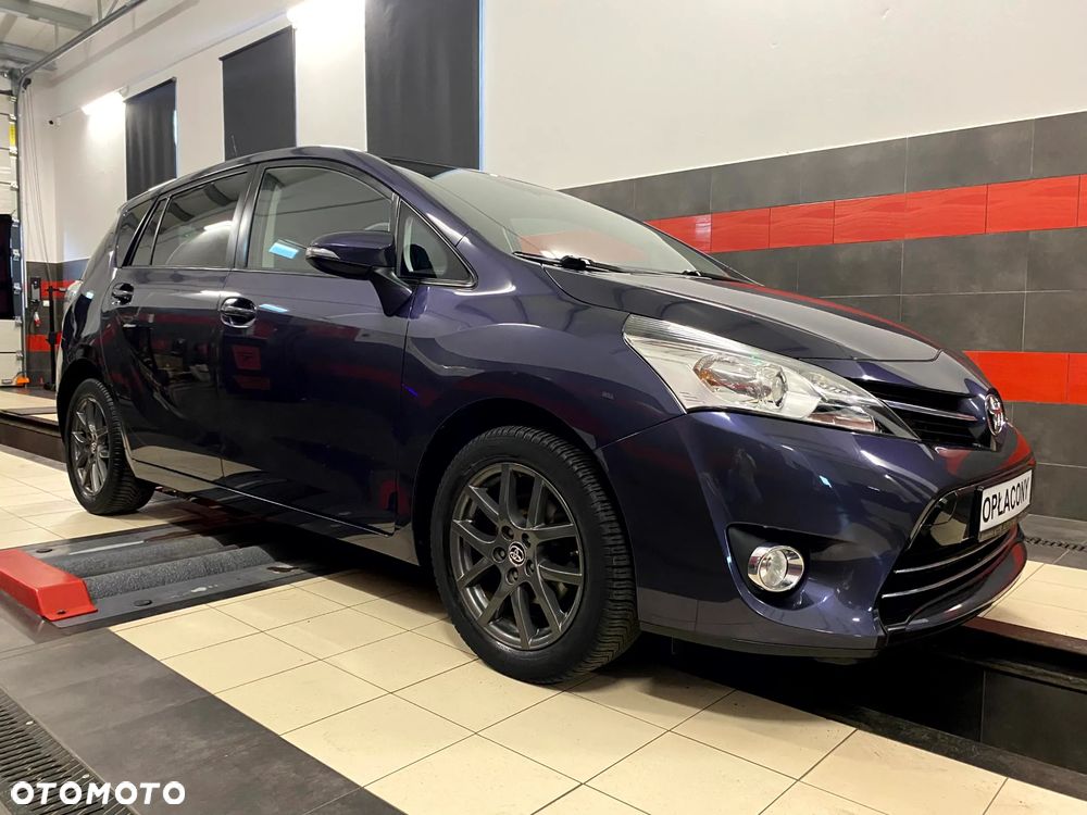 Toyota Verso 1.8 Premium - 6