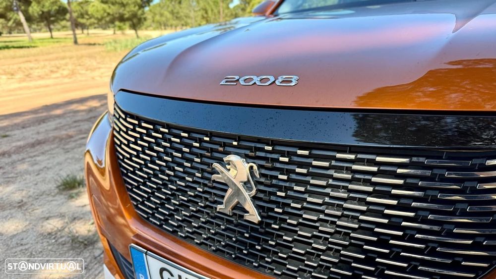 Peugeot 2008 1.2 PureTech Allure Pack EAT8 - 17