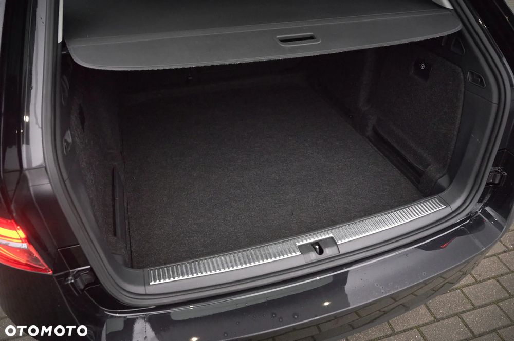 Skoda Superb 2.0 TDI 4x4 Style DSG - 26