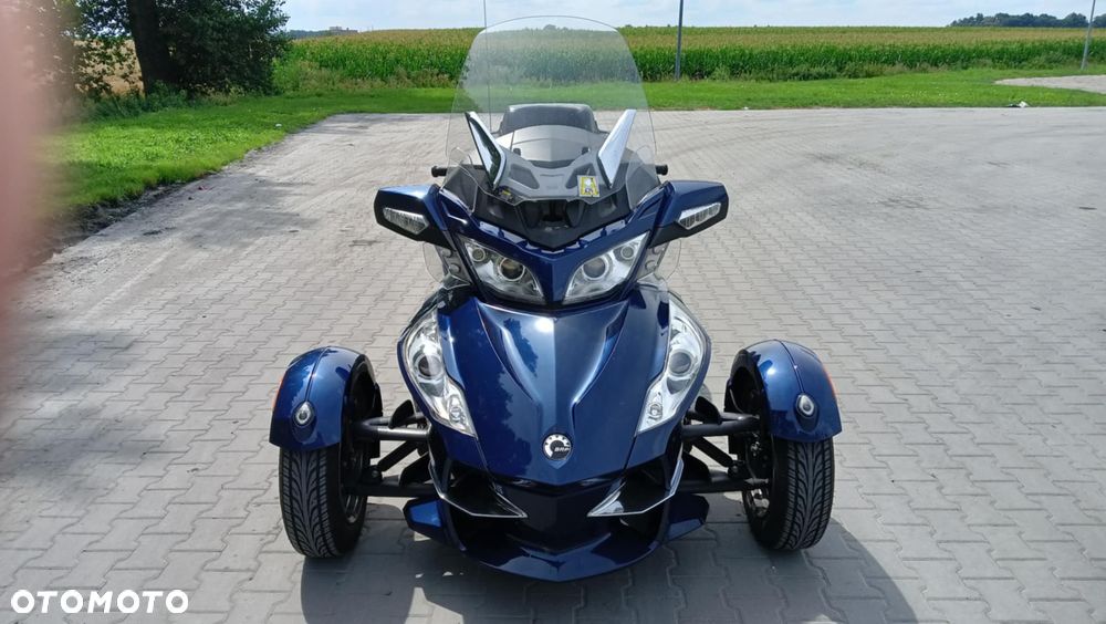 Can-Am Spyder - 1