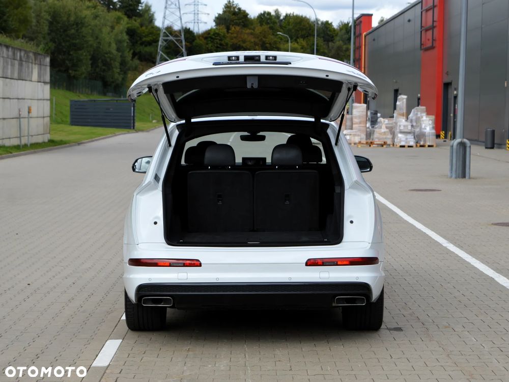 Audi Q7 50 TDI mHEV Quattro S Line Tiptr - 29