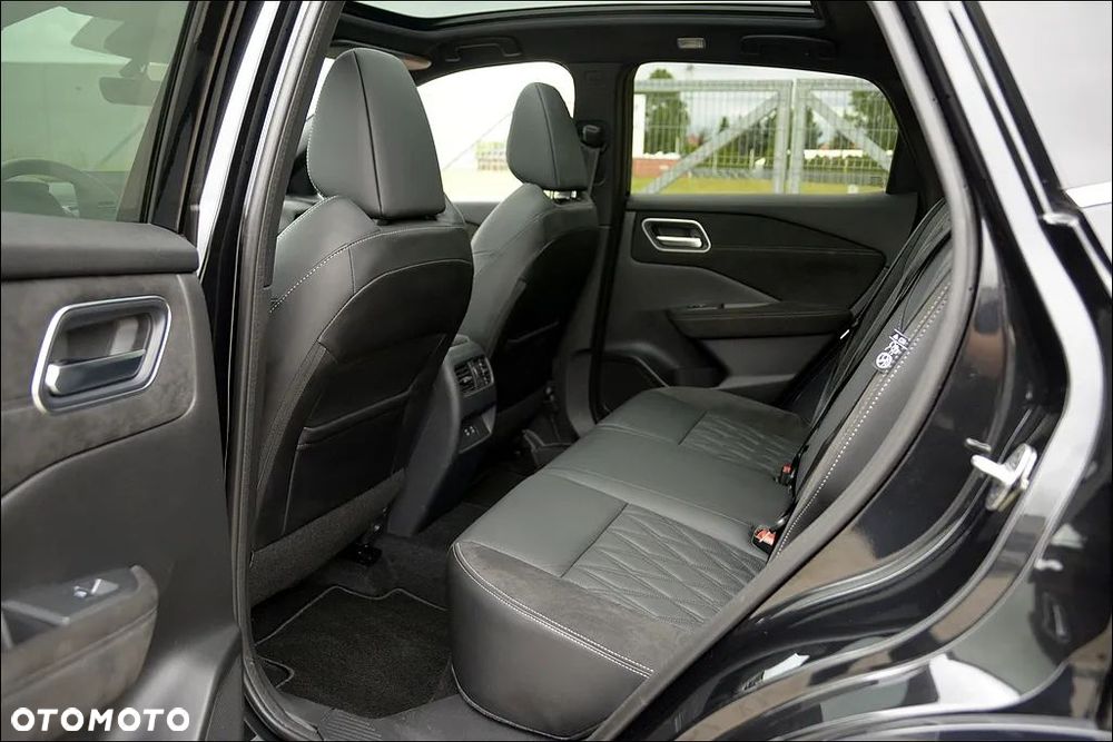 Nissan Qashqai 1.3 DIG-T MHEV Xtronic Tekna+ - 22