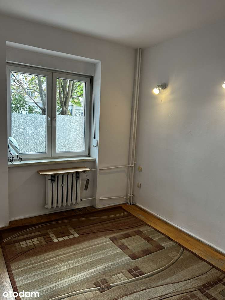 Przytulna kawalerka 23.5 m² – osobna kuchnia, po remoncie łazienki
