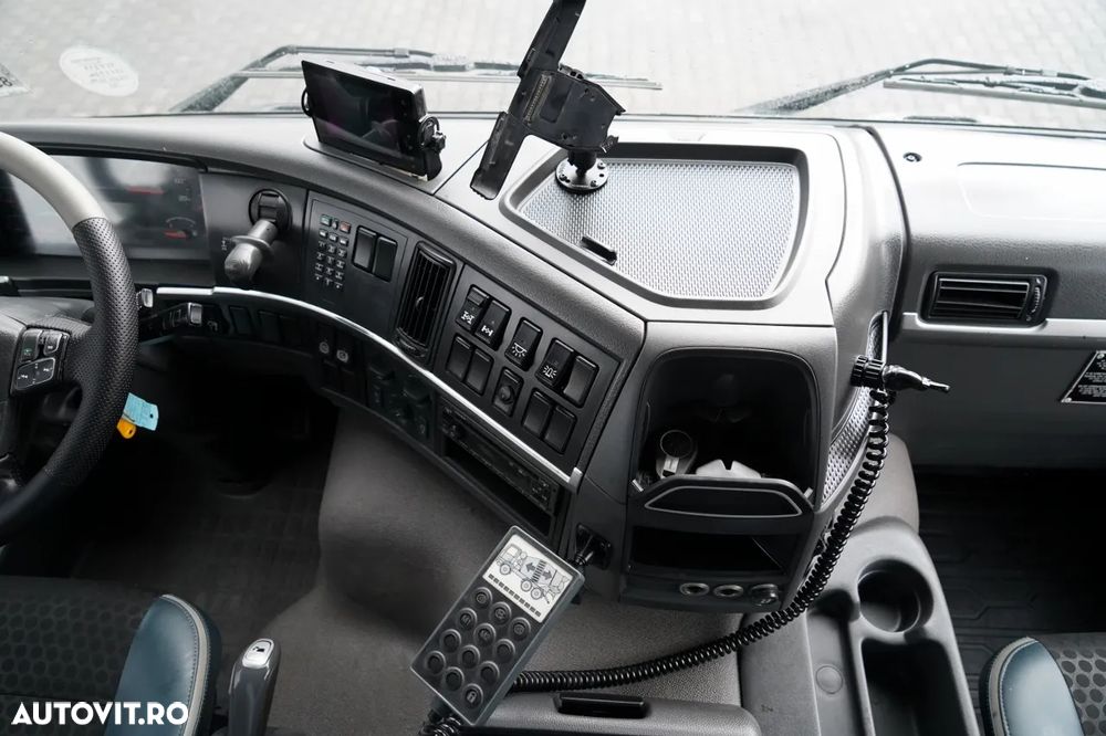 Volvo FMX 410 / 8x4 / BETONIERĂ / BETONIERĂ / LIEBHERR / 9 M3 / I-SHIFT / JANTE DIN ALIAJ / EURO 5 - 32