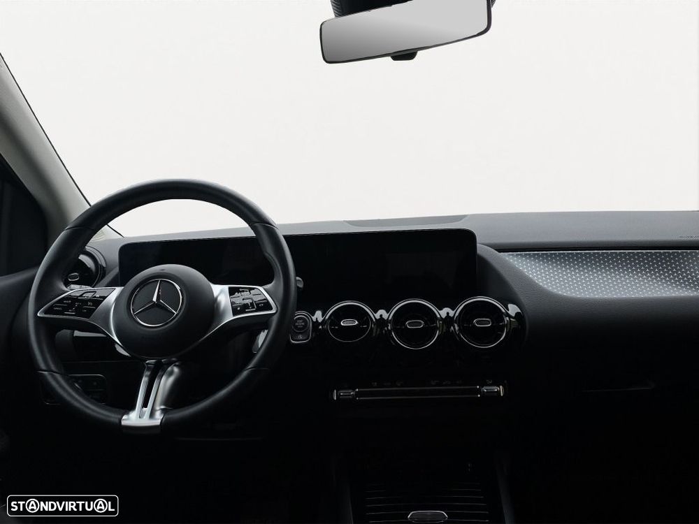 Mercedes-Benz B 180 - 13