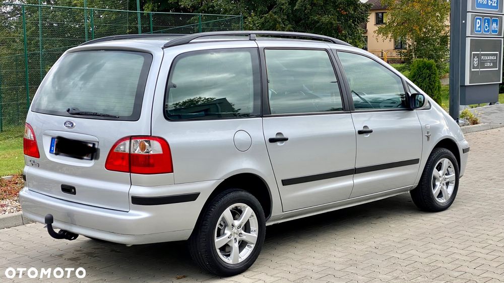 Ford Galaxy - 2