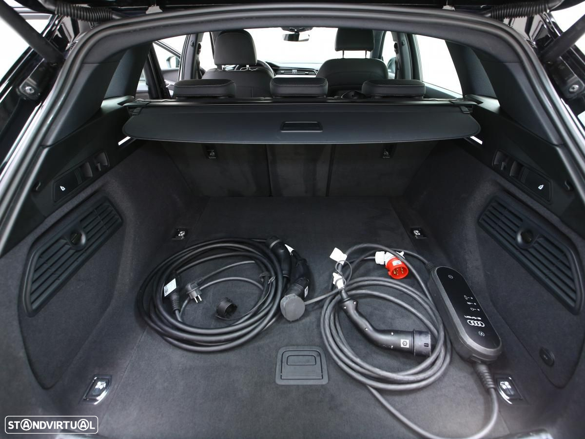 Audi e-tron 55 quattro - 14