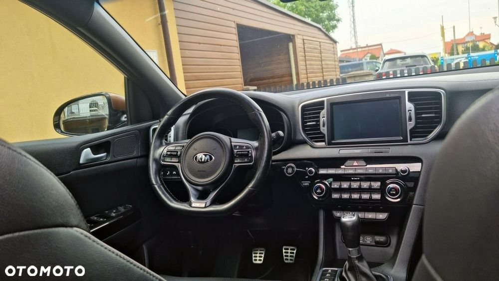 Kia Sportage - 16
