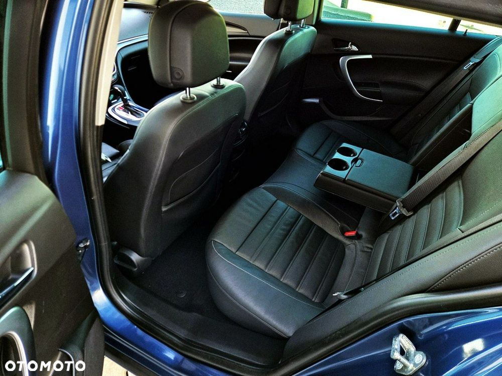 Opel Insignia - 8