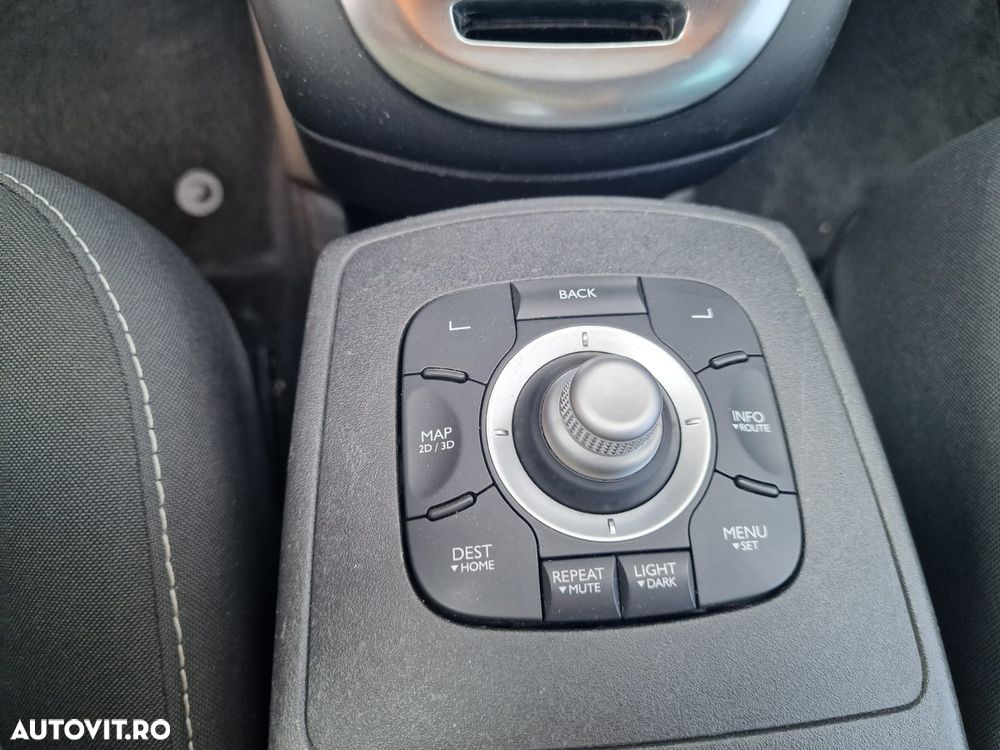 Renault Grand Scenic 1.5 dCi Privilege - 19
