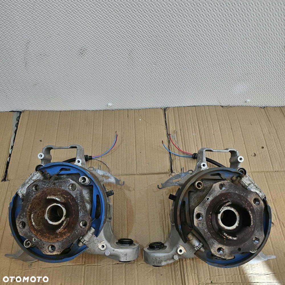 porsche taycan 9j1 panamera zwrotnica piasta tył tylna lewa prawa