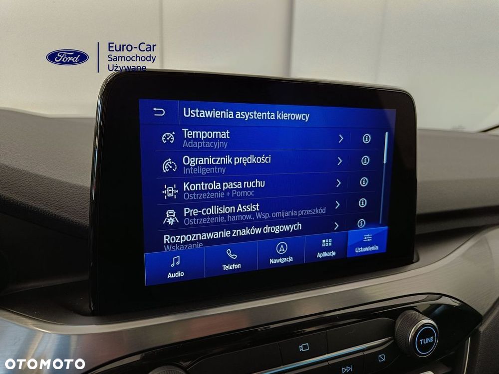 Ford Kuga 2.5 Duratec FHEV TITANIUM - 22