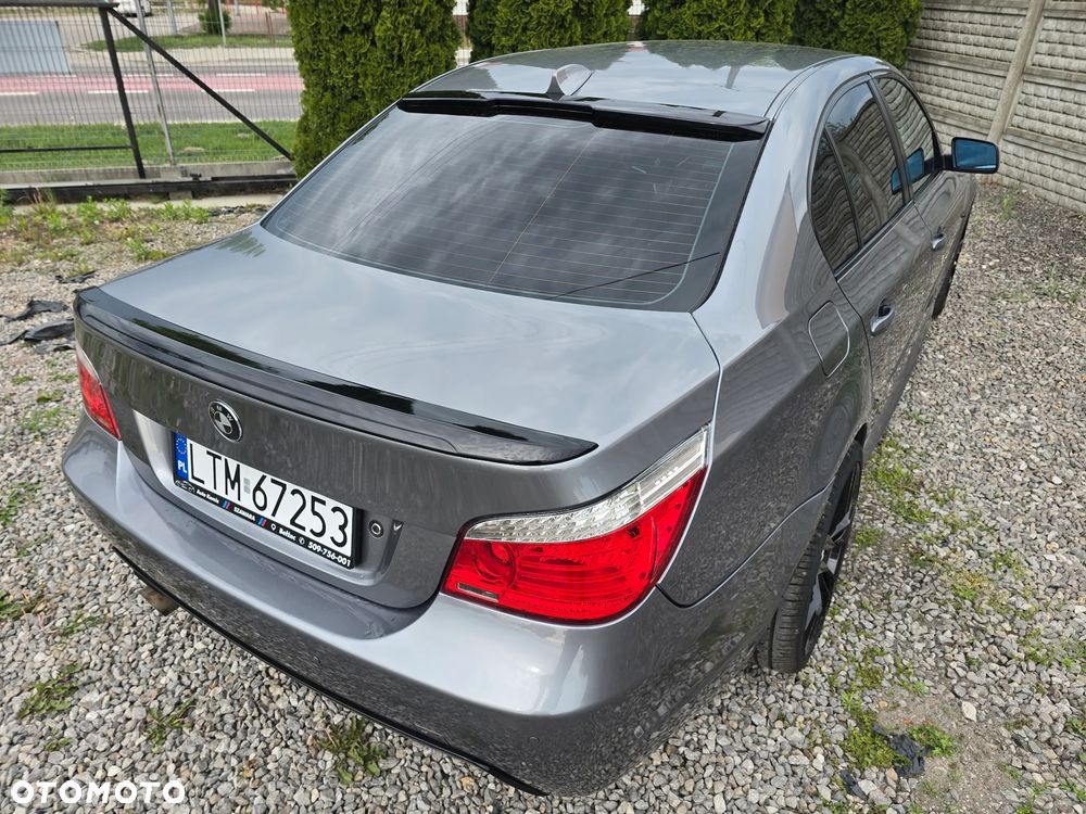 BMW Seria 5 520d Special Edition - 4