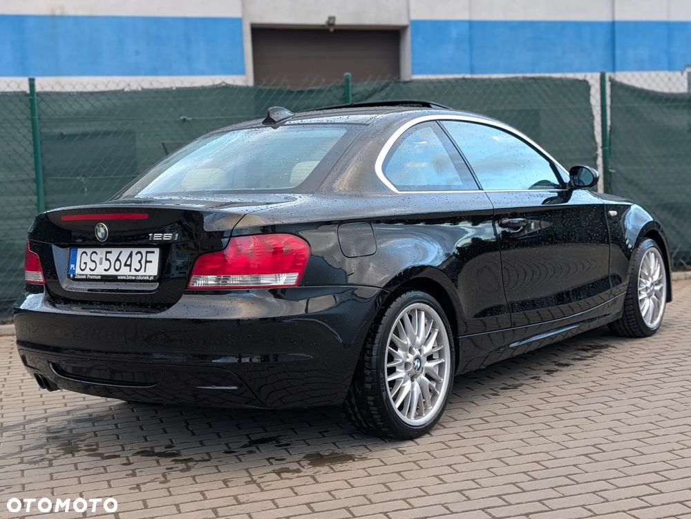 BMW Seria 1 130i - 12