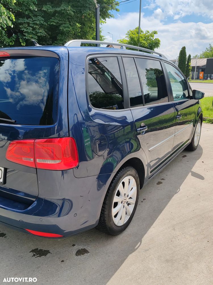 Volkswagen Touran 1.6 TDI DSG Highline - 5