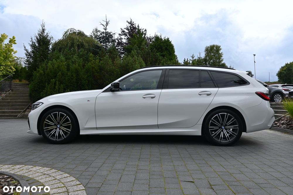 BMW Seria 3 320d xDrive Edition M Sport Shadow - 3