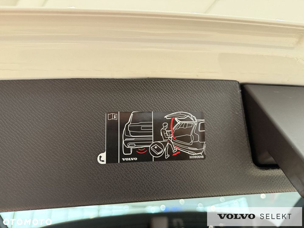 Volvo XC 90 - 33
