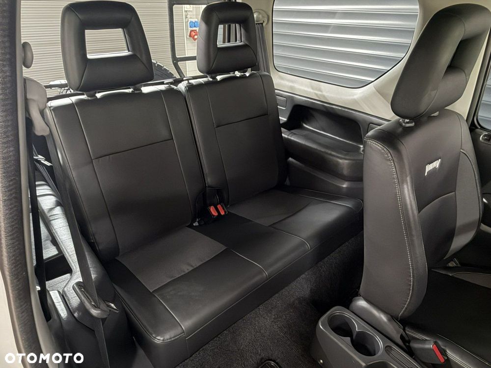 Suzuki Jimny - 17