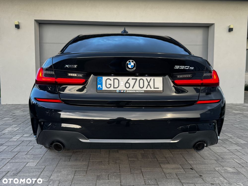 BMW Seria 3 330e xDrive M Sport sport - 11