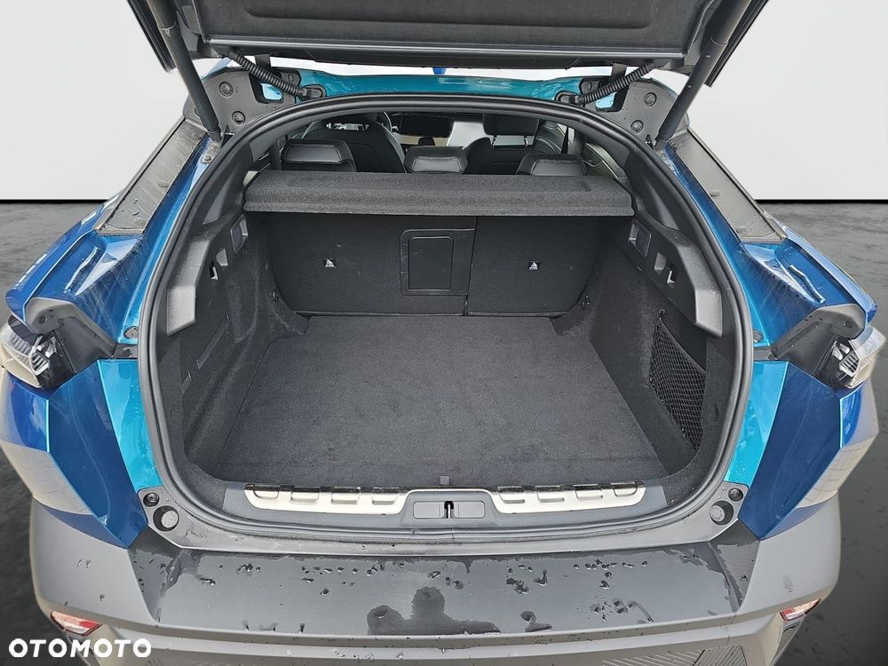 Peugeot 408 - 23