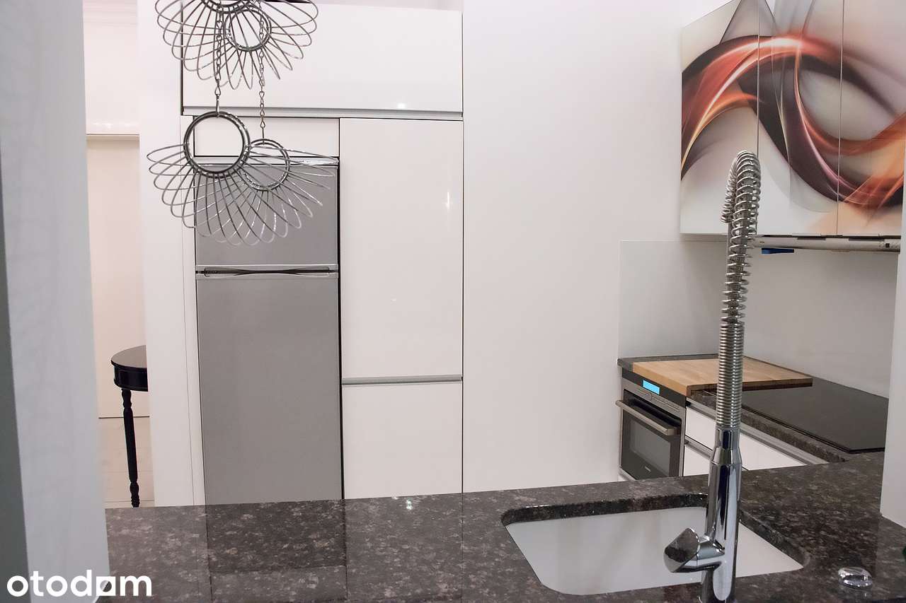 Spokojny Apartament w Centrum Miasta