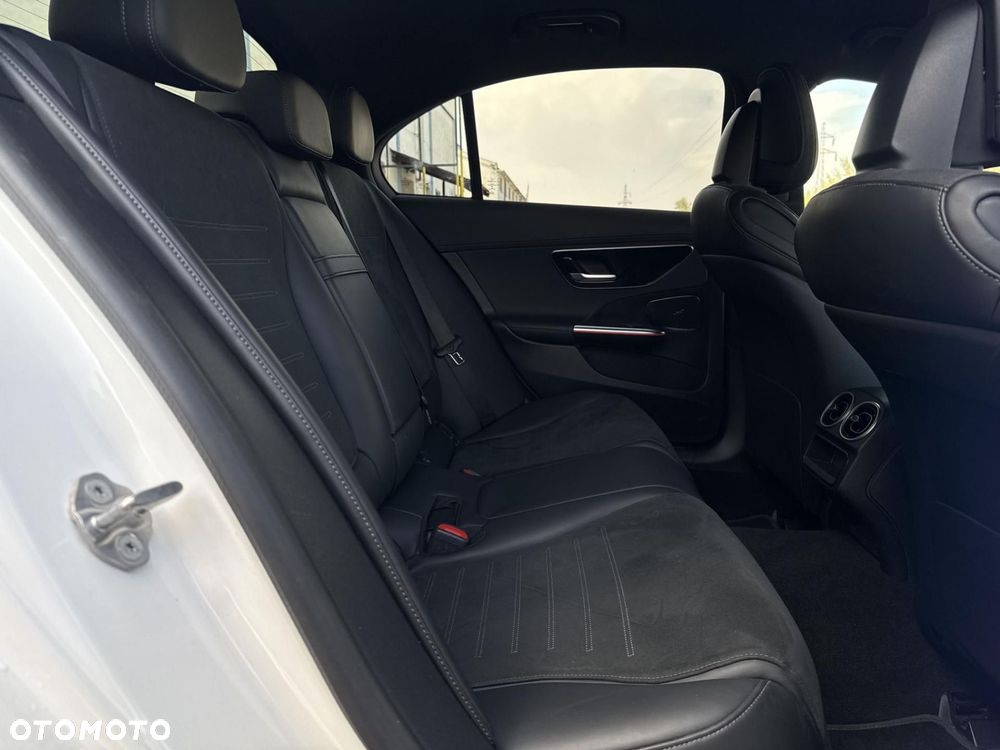 Mercedes-Benz Klasa C - 22