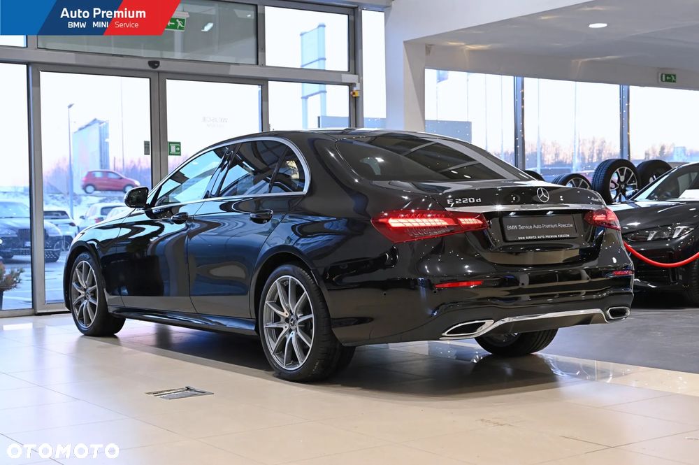 Mercedes-Benz Klasa E 220 d 4-Matic - 17