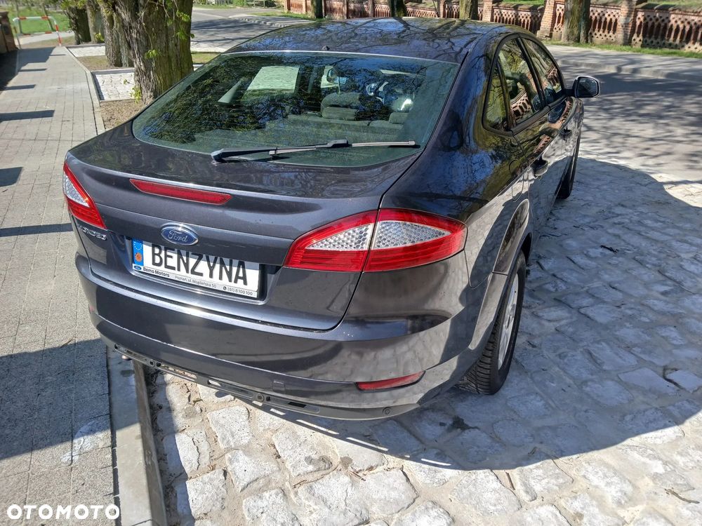 Ford Mondeo - 23