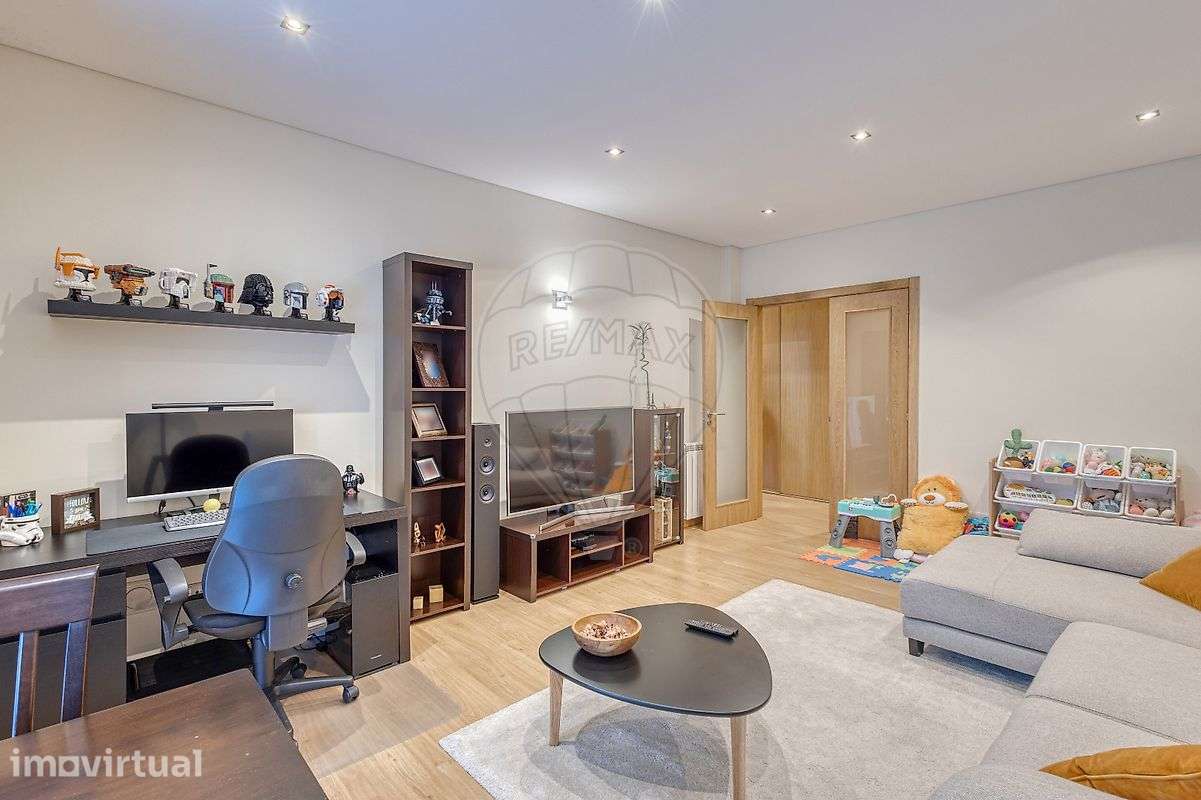 Apartamento T1 para venda - Grande imagem: 2/19