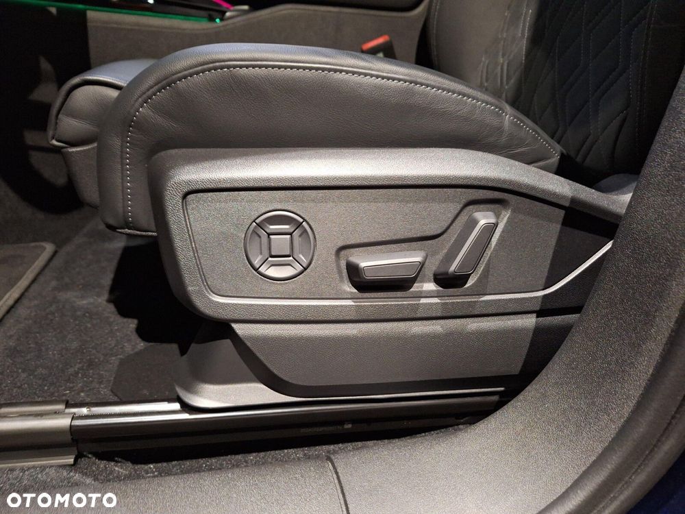 Audi Q5 Sportback - 15