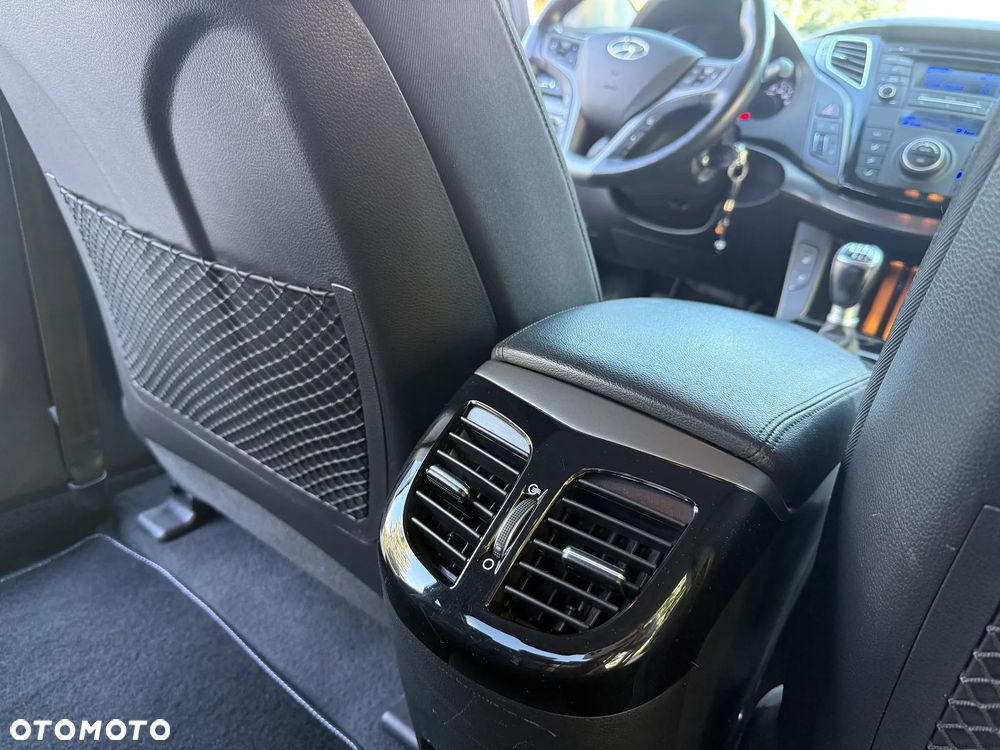 Hyundai i40 - 30