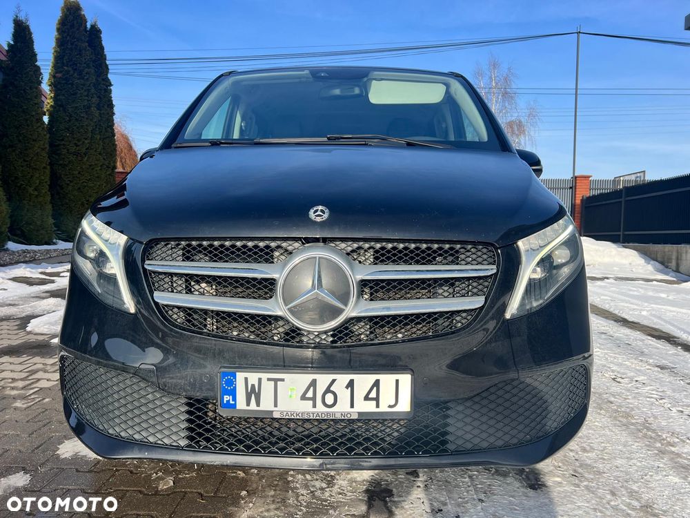 Mercedes-Benz Klasa V - 9