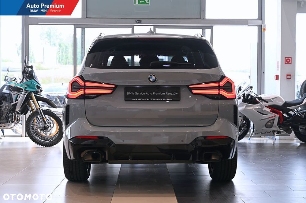 BMW X3 xDrive20i mHEV - 18