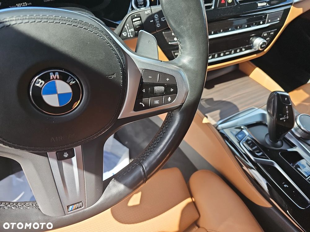 BMW Seria 5 520d xDrive mHEV M Sport sport - 18