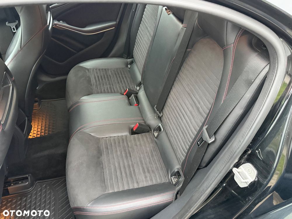 Mercedes-Benz Klasa A 180 CDI BlueEff Edition - 19